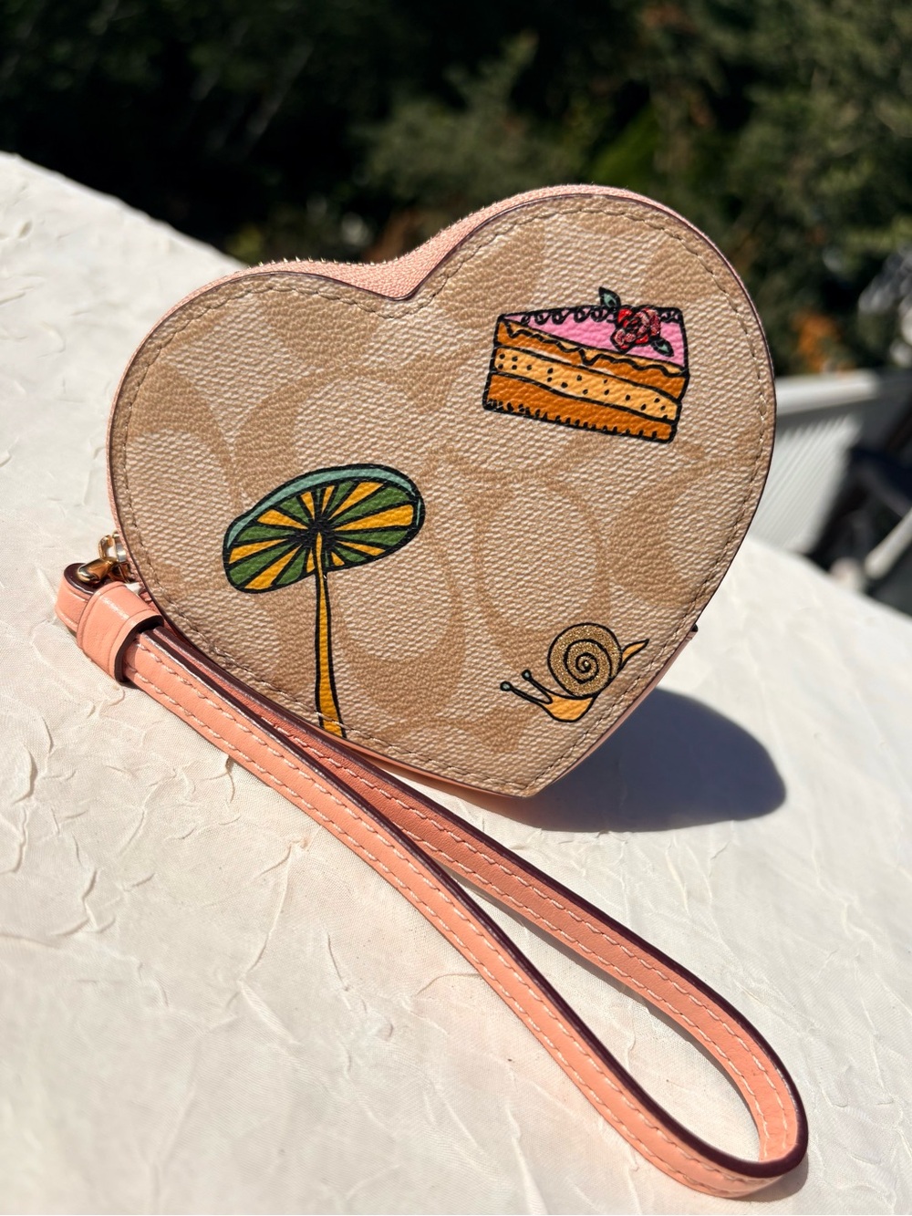 COACH X Observed By Us Heart Coin Case In Signature Canvas